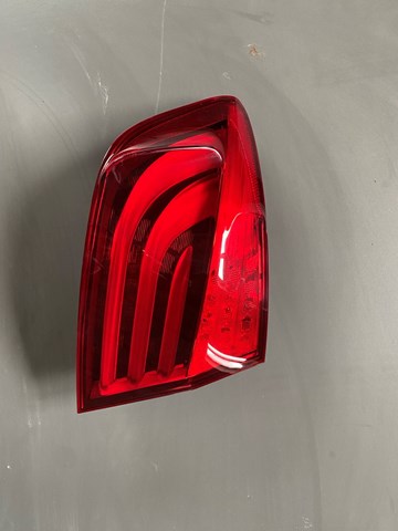 Задня ліва зовнішня фара 63217203231 BMW