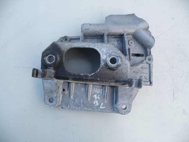 Кронштейн подушки коробки передач 11254AX600 NISSAN