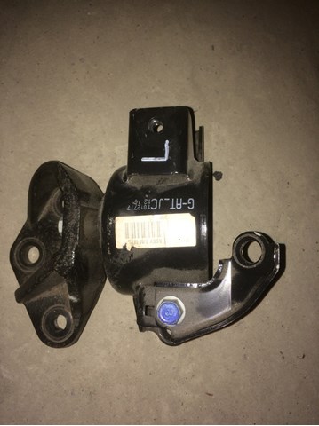 Ліва опора двигуна 218303K000 HYUNDAI