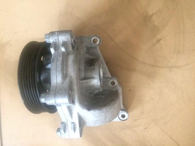 Шків водяної помпи 252212B700 HYUNDAI
