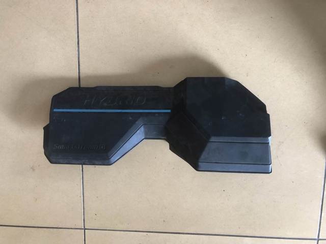 Кришка двигуна декоративна 292402M820 HYUNDAI