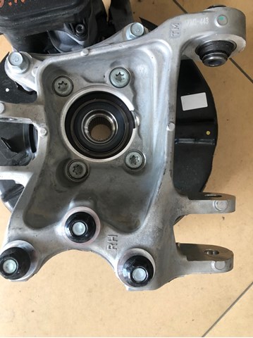 Кулак поворотний правий 52711S1100 HYUNDAI