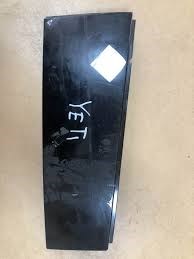 Накладка задньої двері, лівої, вертикальна 5L0839903 VAG