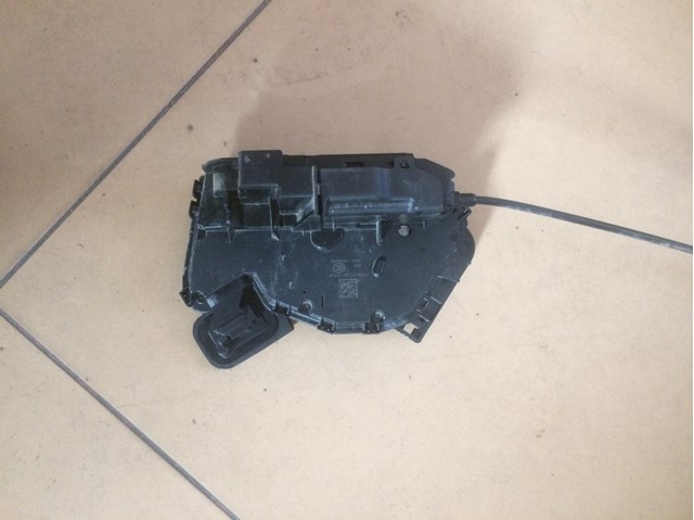 Замок водійських дверей 5TC837015A VAG