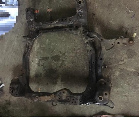 Підрамник передній 624002P050 HYUNDAI
