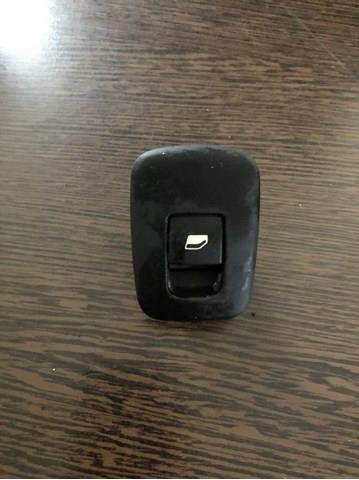 Кнопка підйомника задніх стекол 6490C6 PEUGEOT