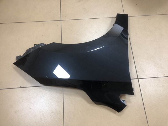 Переднє праве крило 663212S000 HYUNDAI