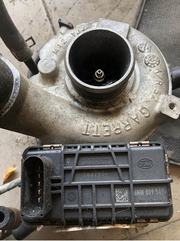 Модуль керування турбіною 6NW009543 MERCEDES
