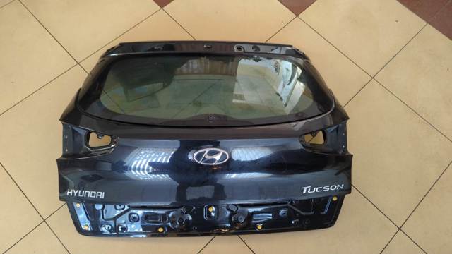 Задня ляда 73700D7500 HYUNDAI