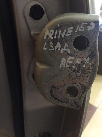 Завіса дверей задніх лівих 793302B000 HYUNDAI