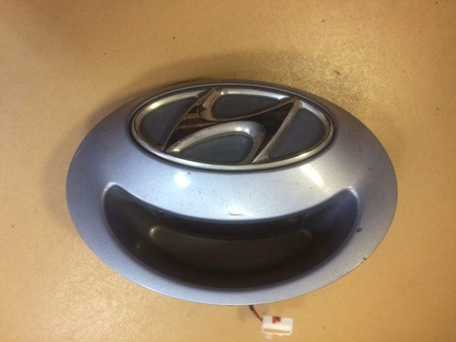 Кнопка приводу замка 3/5 дверей (ляди) / кришки багажника 817201J020 HYUNDAI