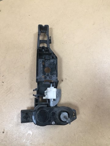 Ручка дверей бічних/зсувних, внутрішня права 8200226526 RENAULT