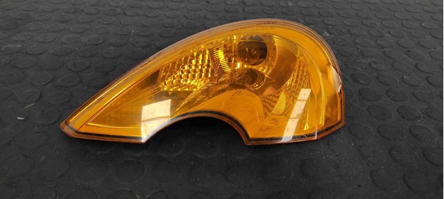 Лівий ліхтар покажчика повороту 8200267913 RENAULT