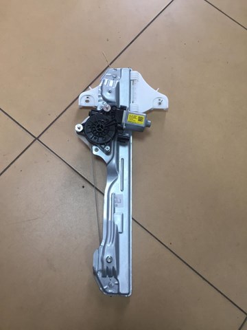 Механізм стеклопод'емника двері задньої, лівої 83401DD010 HYUNDAI