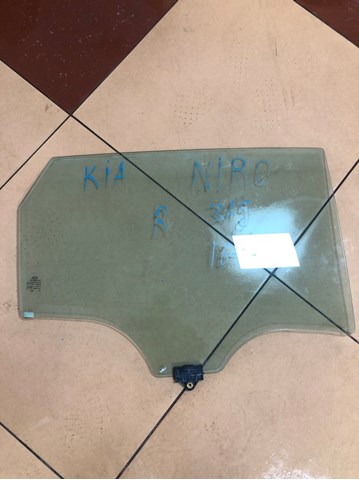 Скло задньої двері правої 83420G5030 HYUNDAI