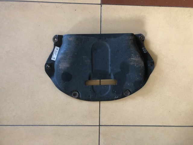 Захист двигуна задній 84191D3000 HYUNDAI