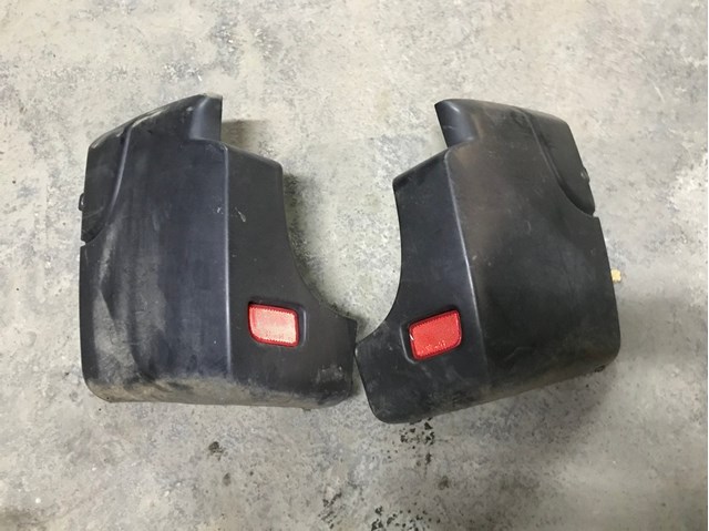 Кут бампера заднього лівий 851210001R RENAULT