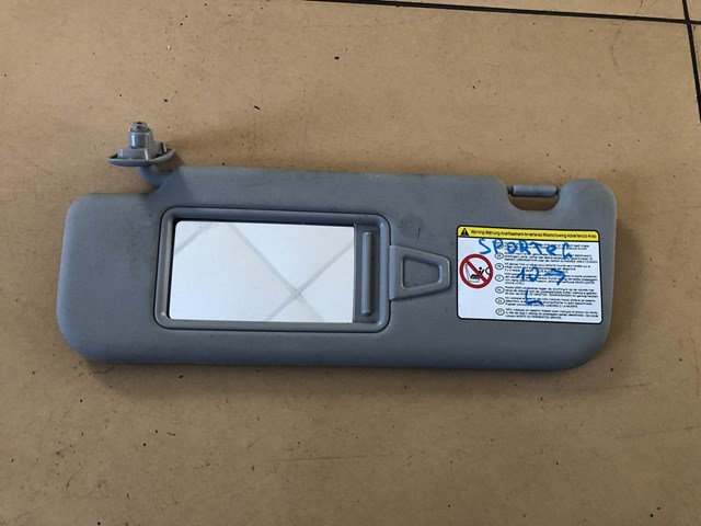Козирок сонцезахисний автомобіля 852103W040ED HYUNDAI