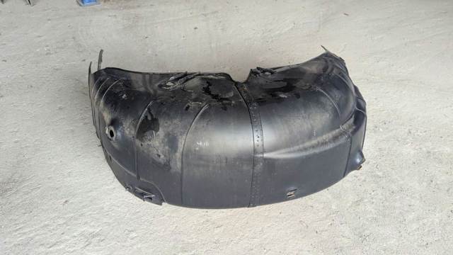 Бризговик задній, правий 868422P000 HYUNDAI