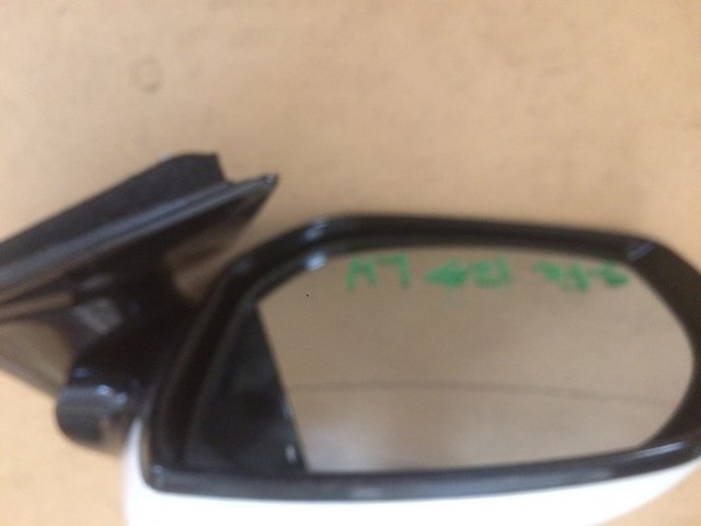 Дзеркало ліве 876102W033 HYUNDAI