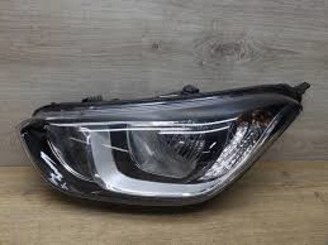 Блок фара ліва 921014P500 HYUNDAI