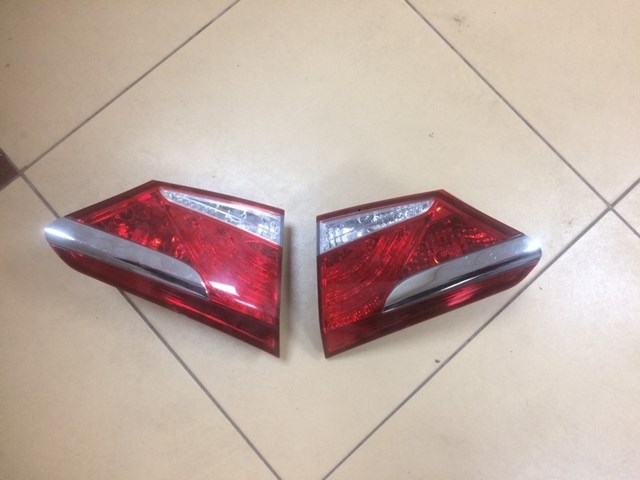 Задня ліва внутрішня фара 924033Z001 HYUNDAI