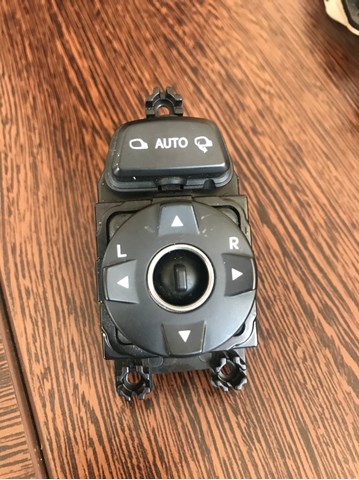 Регулятор дзеркал 935732W000 HYUNDAI