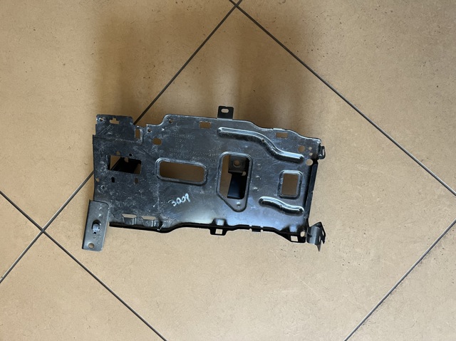 Піддон акумулятора(АКБ) 9815288480 PEUGEOT