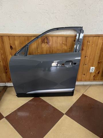 Водійські двері 9831047780 PEUGEOT