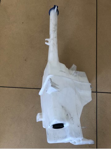 Бачок для омивайки 986102P700 HYUNDAI