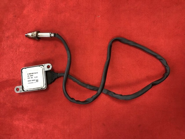 Датчик оксидів азоту NOX A0009053603 MERCEDES