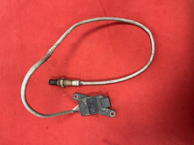 Датчик оксидів азоту NOX, задній A0009054814 MERCEDES