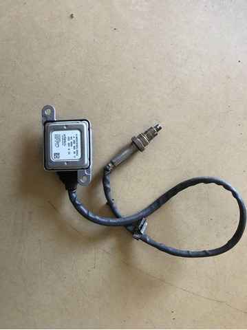 Датчик оксидів азоту NOX, задній A0009058511 MERCEDES