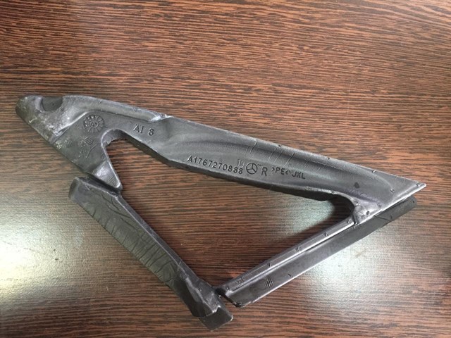 A1767270888 Mercedes