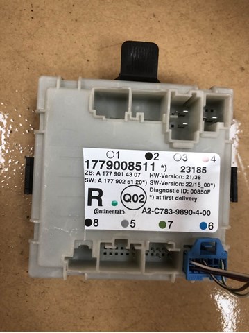 Блок комфорту задніх дверей A1779008511 MERCEDES