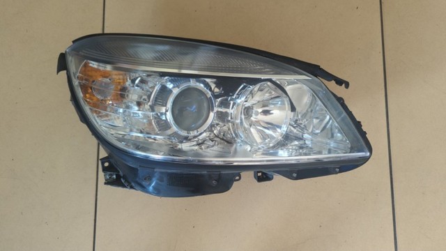 Права блок фара A2048208661 MERCEDES