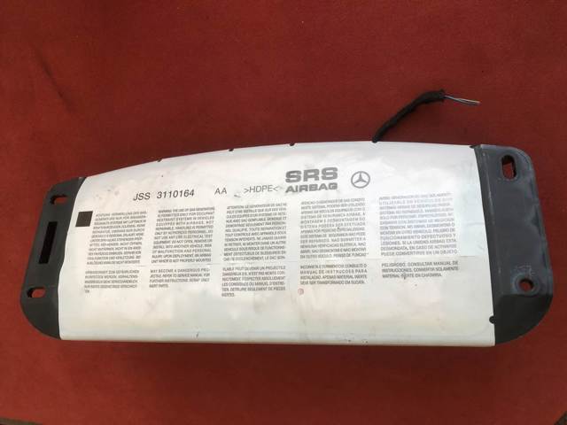 Подушка безпеки пасажира A2048601200 MERCEDES