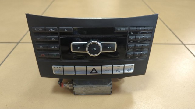 Магнітола A2129005327 MERCEDES