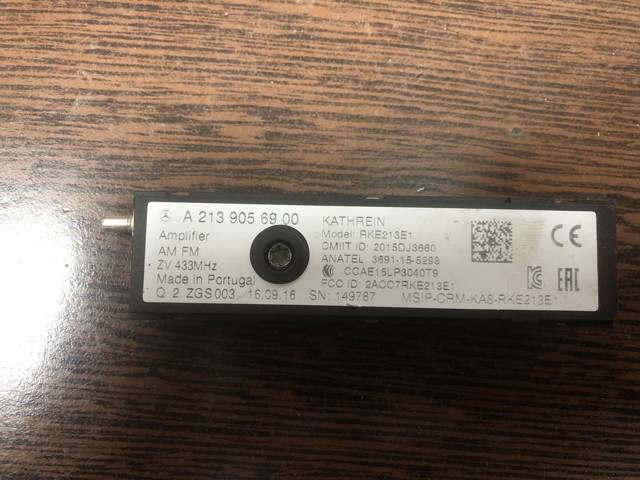 Підсилювач сигналу антени A2139056900 MERCEDES