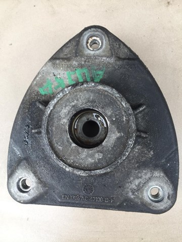Кріплення переднього амортизатора A2463230020 MERCEDES