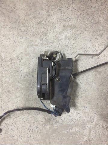 Замок водійських дверей A6397200435 MERCEDES