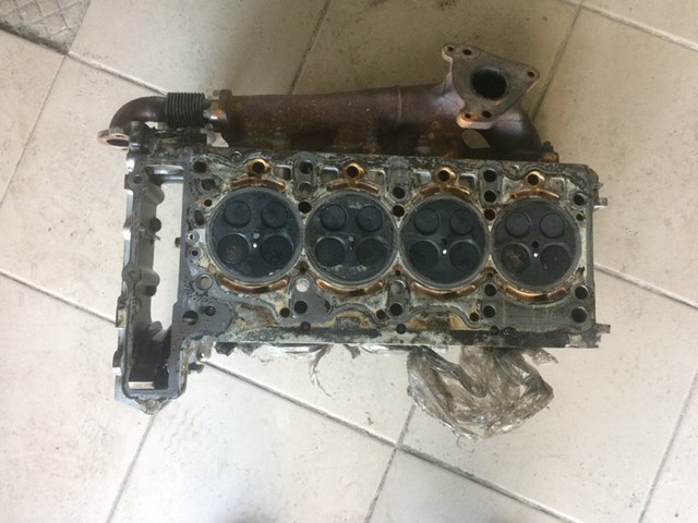Головка блоку в зборі c распредвалами A6460101020 MERCEDES