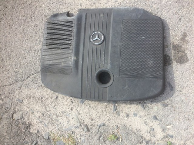Кришка двигуна декоративна A6510102167 MERCEDES