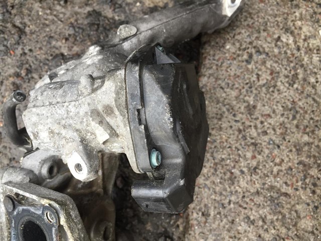 Клапан EGR, рециркуляції газів A6511400660 MERCEDES