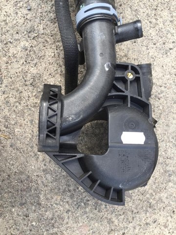 Кришка корпусу паливного фільтра A6512001556 MERCEDES