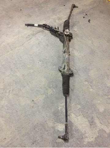 Кермова рейка A90611011005 MERCEDES