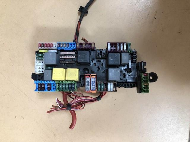 Корпус запобіжників A9075450100 MERCEDES