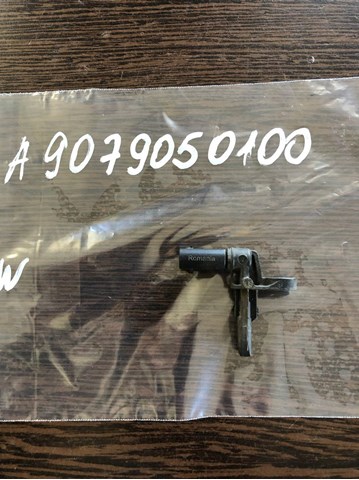 Передній датчик ABS A9079050100 MERCEDES