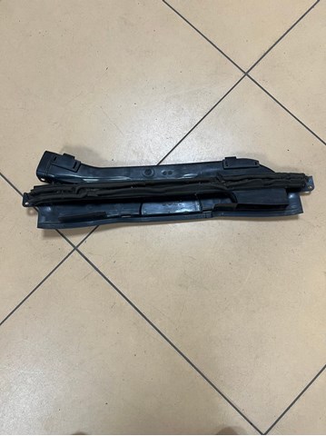 Повітрозабірник повітряного фільтра JX619E635BB FORD