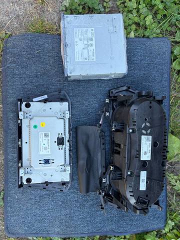 щиток приладу 3G0920751A VAG